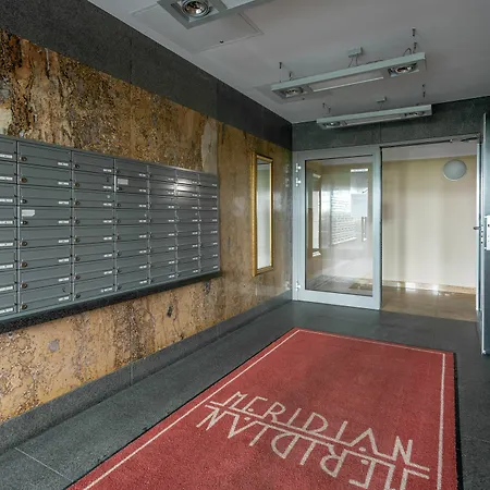 42m² 1 Slaapkamer, 1 Privé Badkamer In Stadscentrum Appartement Warschau